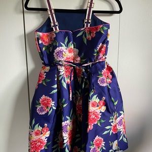 Tahari Girls dress/skort